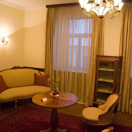 Guest house Trifecta Udvarhaz *