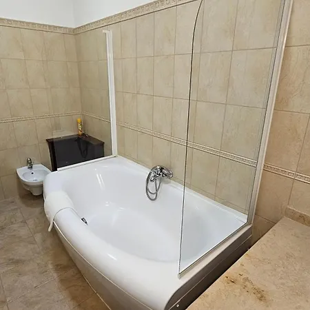 Trifecta Udvarház Tállya