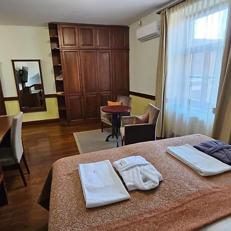 Trifecta Udvarház Penzion Tállya