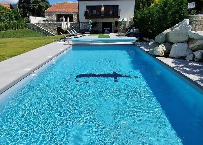 Trifecta Udvarhaz Tállya